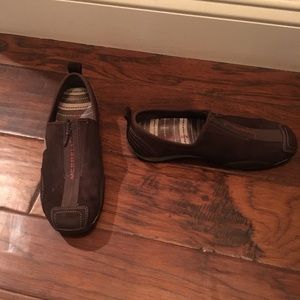 Merrel slip ons (7) Brown